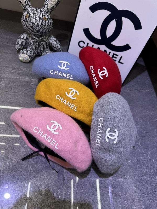 Chanel beret dx20